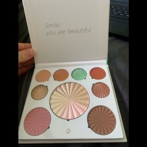 OFRA Cosmetics Good to Go Mini Mix Palette